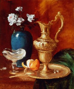 Stilleven van een vergulde kan, vaas met bloemen en een facon de Venise kom